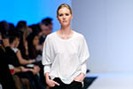 Photo from LG Toronto Fashion Week, Fall/Winter 2009-2010: Travis Taddeo Fashion Show