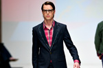 Photo from LG Toronto Fashion Week, Fall/Winter 2009-2010: Bustle Fashion Show