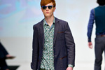 Photo from LG Toronto Fashion Week, Fall/Winter 2009-2010: Bustle Fashion Show