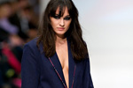 Photo from LG Toronto Fashion Week, Fall/Winter 2009-2010: Bustle Fashion Show
