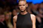Photo from LG Toronto Fashion Week, Fall/Winter 2009-2010: Andy The-Anh Fashion Show