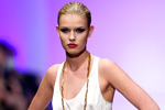 Photo from LG Toronto Fashion Week, Fall/Winter 2009-2010: Carlie Wong Fashion Show