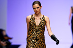 Photo from LG Toronto Fashion Week, Fall/Winter 2009-2010: Carlie Wong Fashion Show