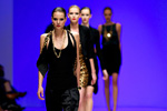 Photo from LG Toronto Fashion Week, Fall/Winter 2009-2010: Carlie Wong Fashion Show
